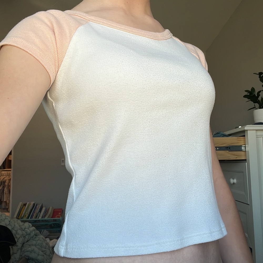 Tight cropped fit Full Tilt white and baby pink tee.